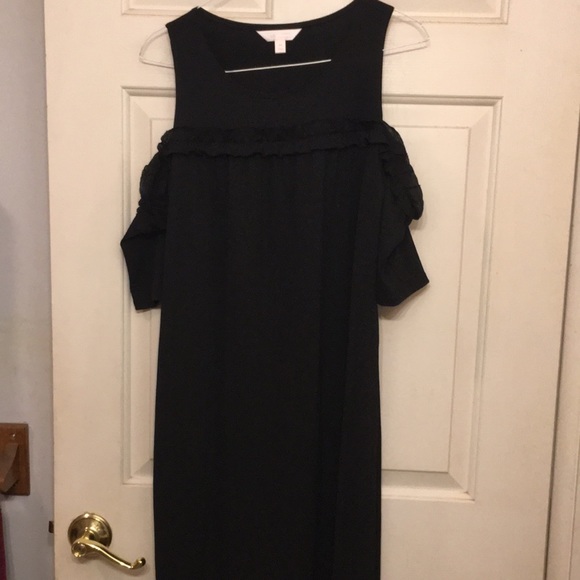 Long black dress with shoulder less sleeve. Size M - Picture 1 of 7